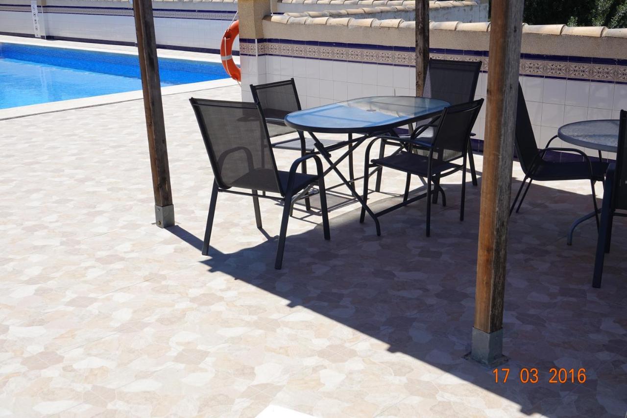 Villa Del Mar Оріуела Екстер'єр фото