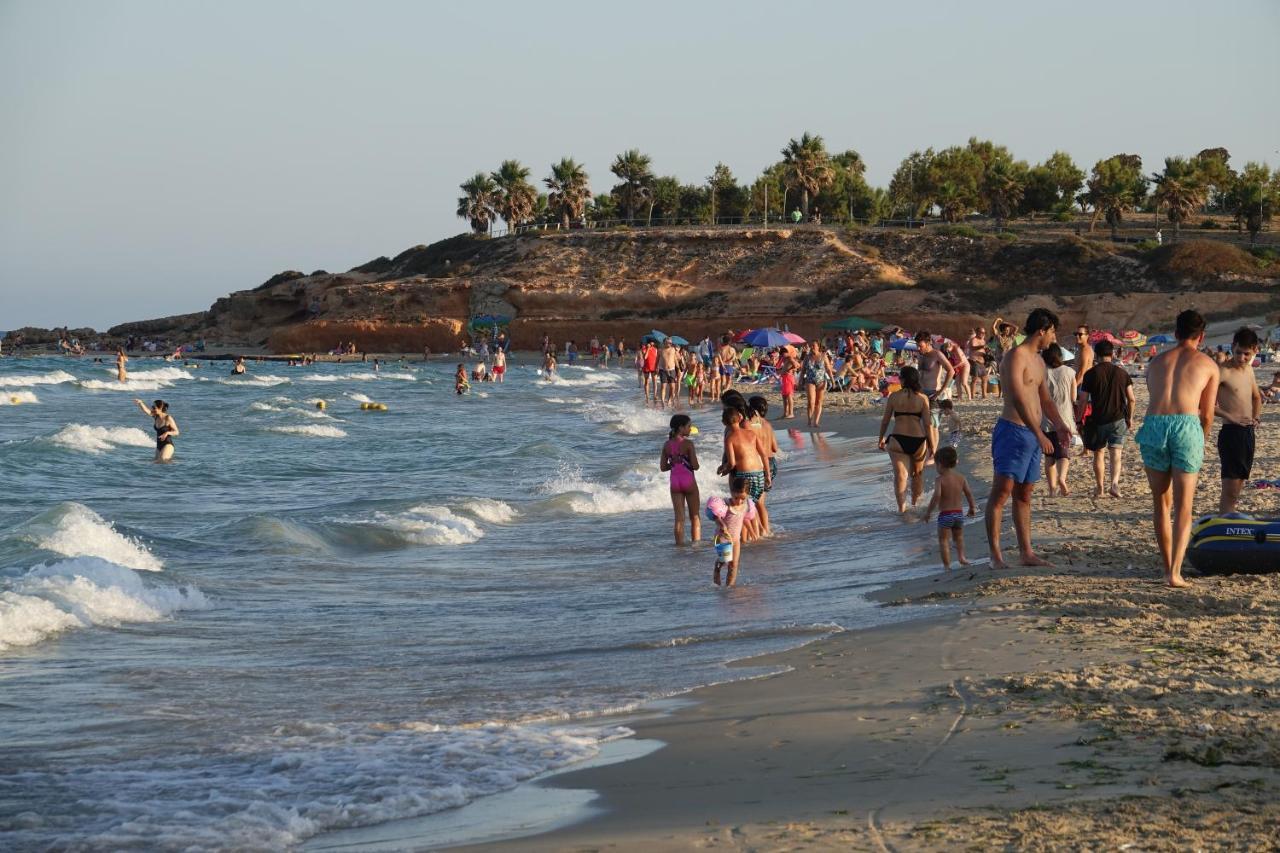 Villa Del Mar Оріуела Екстер'єр фото