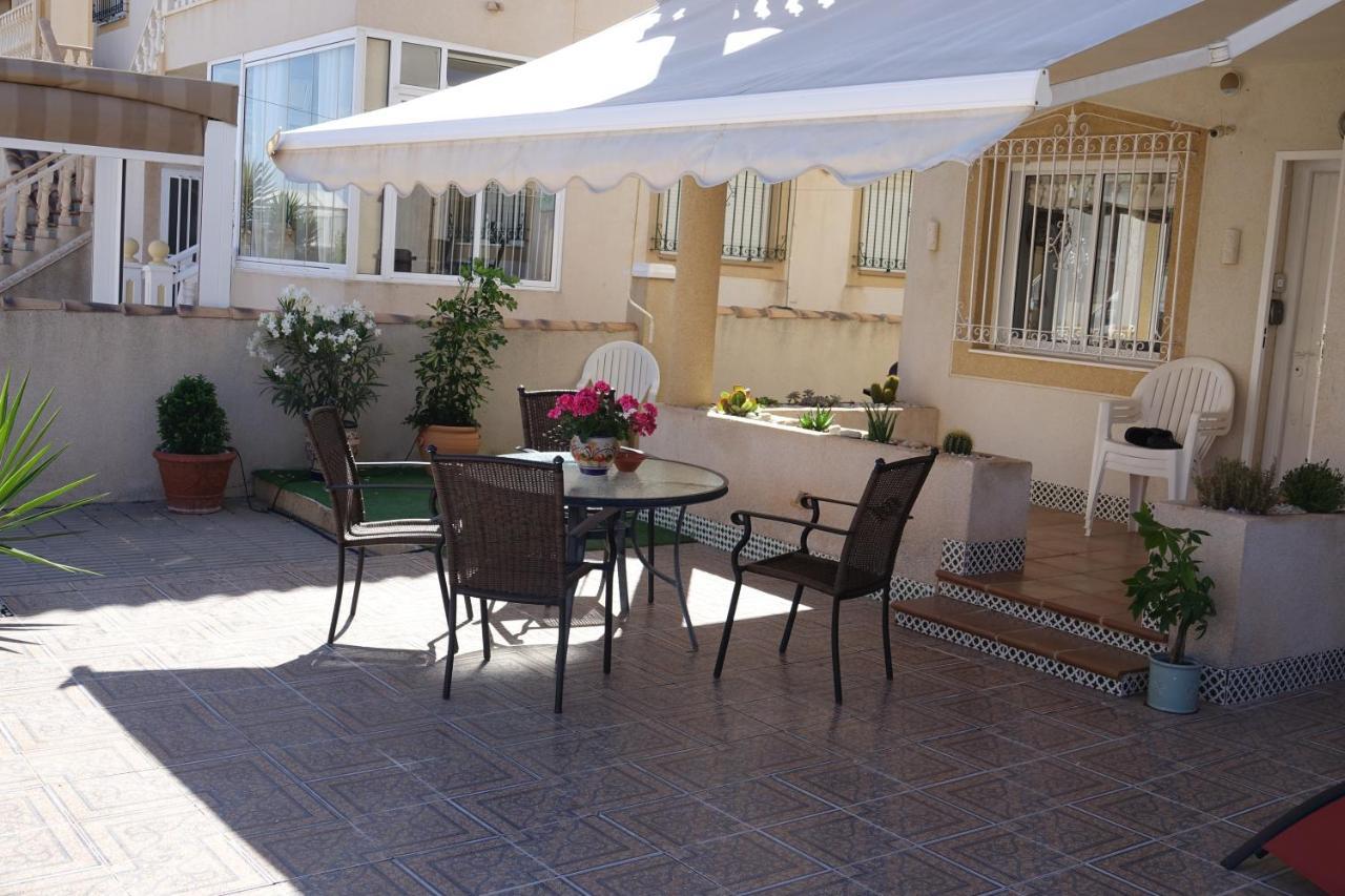 Villa Del Mar Оріуела Екстер'єр фото